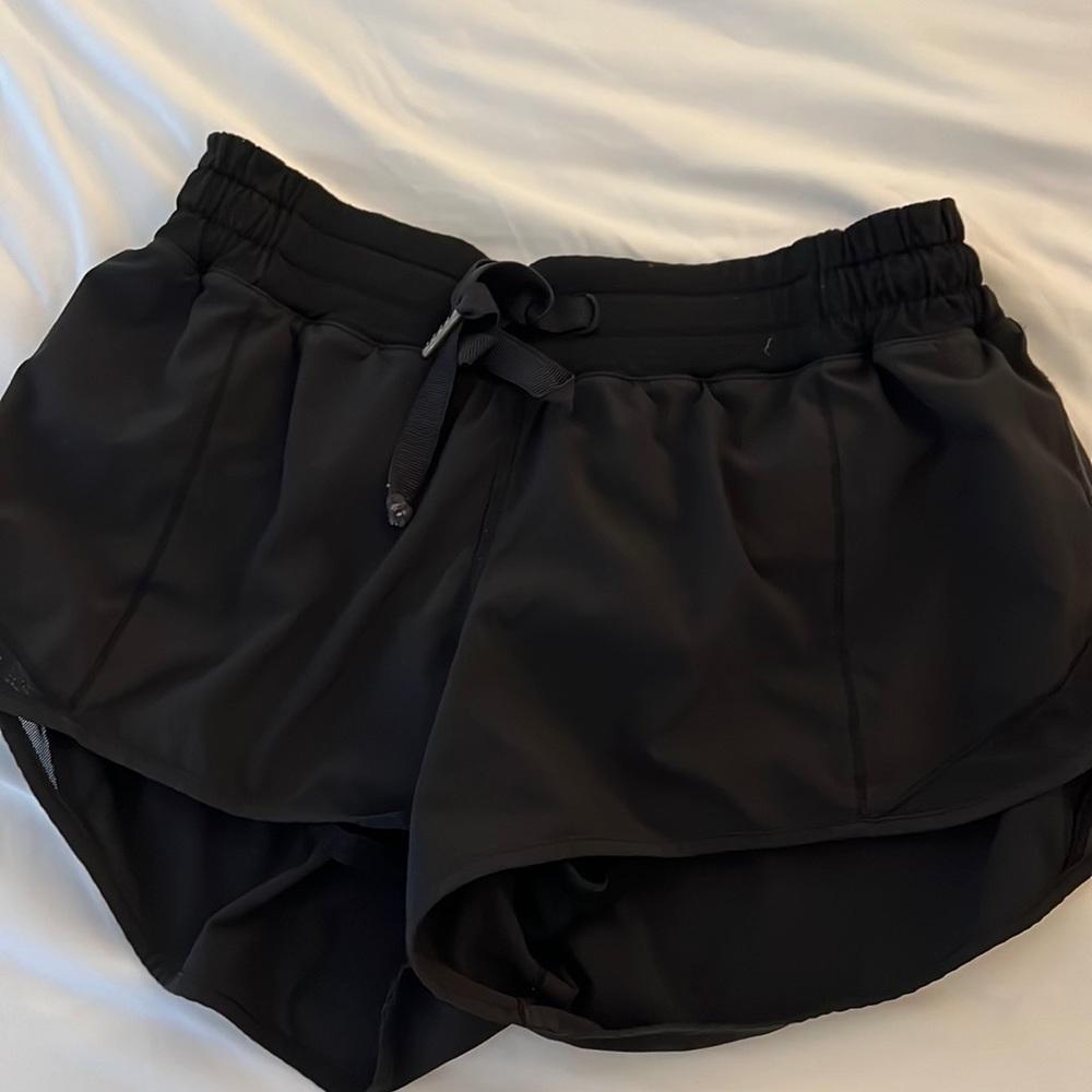 Lulu lemon shorts black size 6